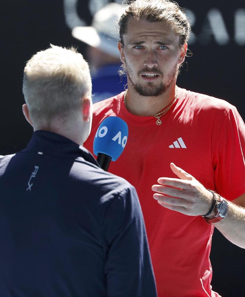 九游登录-包含德约科维奇在比赛中受伤退赛，约基奇主帅表示担忧的词条