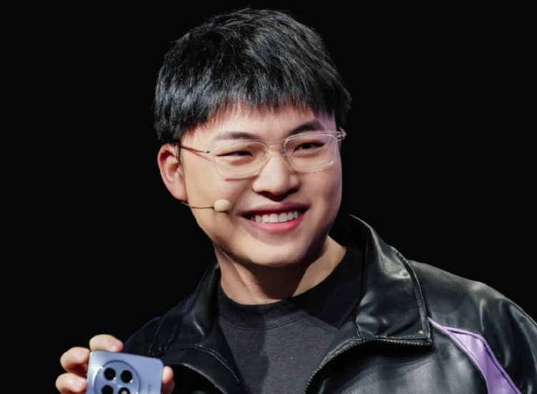 jiuyou-Uzi重返赛场，比赛规则变更首场状态出色，SKT观众沸腾！比赛高潮迭起的简单介绍