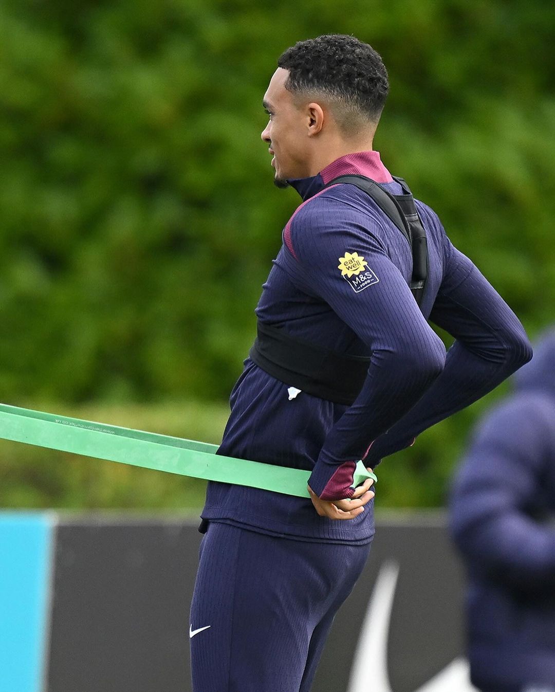 九游账号-包含赛前英格兰国家队备战欧篮联，绝杀压哨细节流出，令人意外，训练强度显著提升的词条