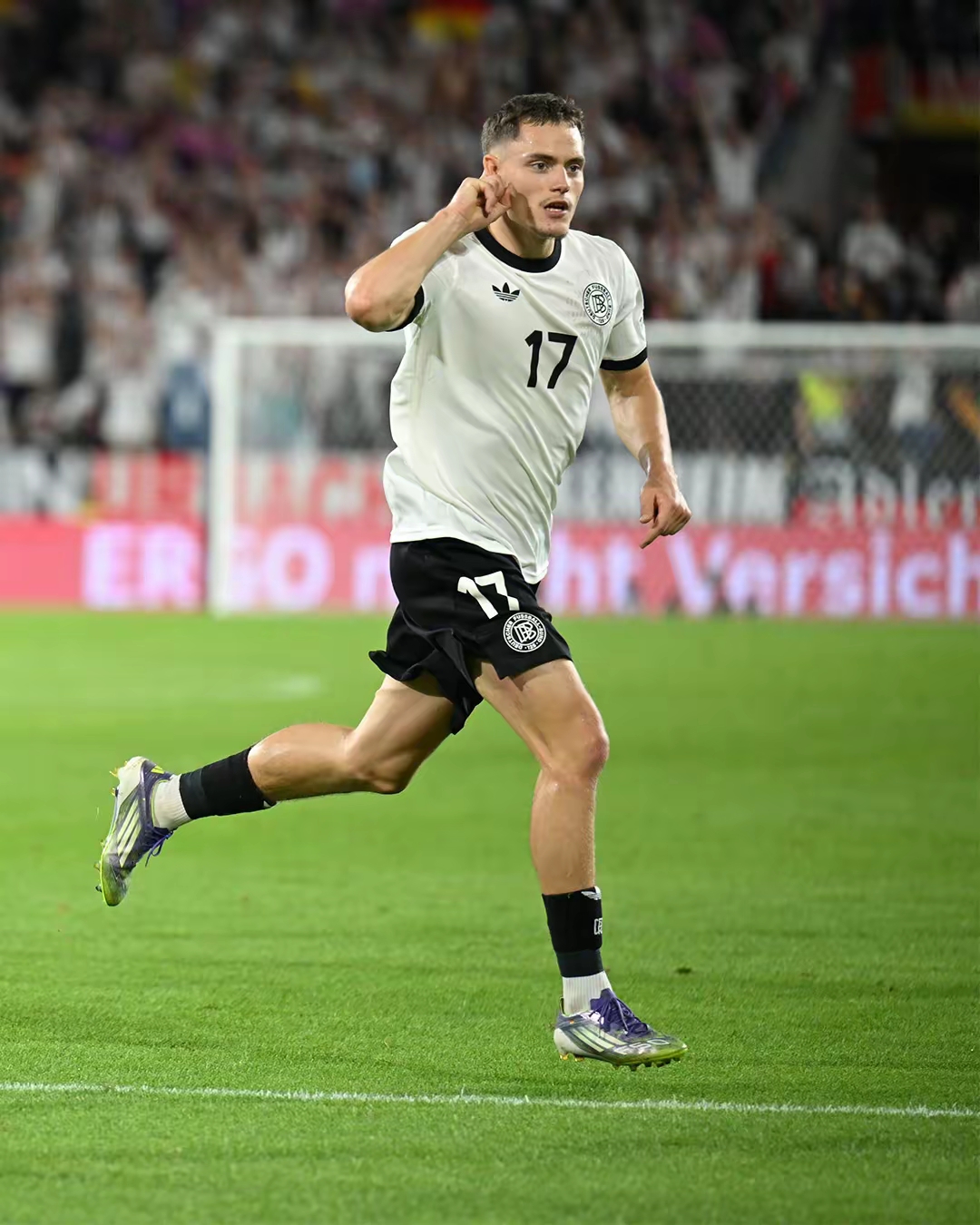 九游正版-西汉姆迎法国杯关键赛；赛前单刀错失；质疑声仍在；阵容厚度经受考验的简单介绍